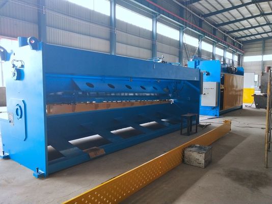 QC11K सीएनसी हाइड्रोलिक बाल काटना मशीन 20x6000 16 * 8000 मिमी शीट धातु 6m 8 मीटर